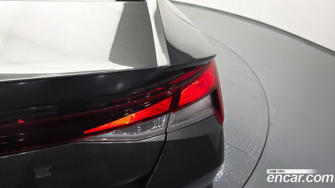 Hyundai AVANTE 2022