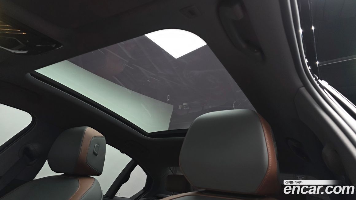 BMW 5-Series 2025