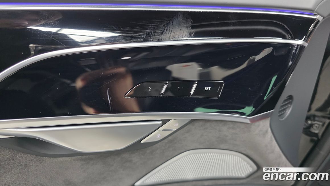 Audi A8 2021