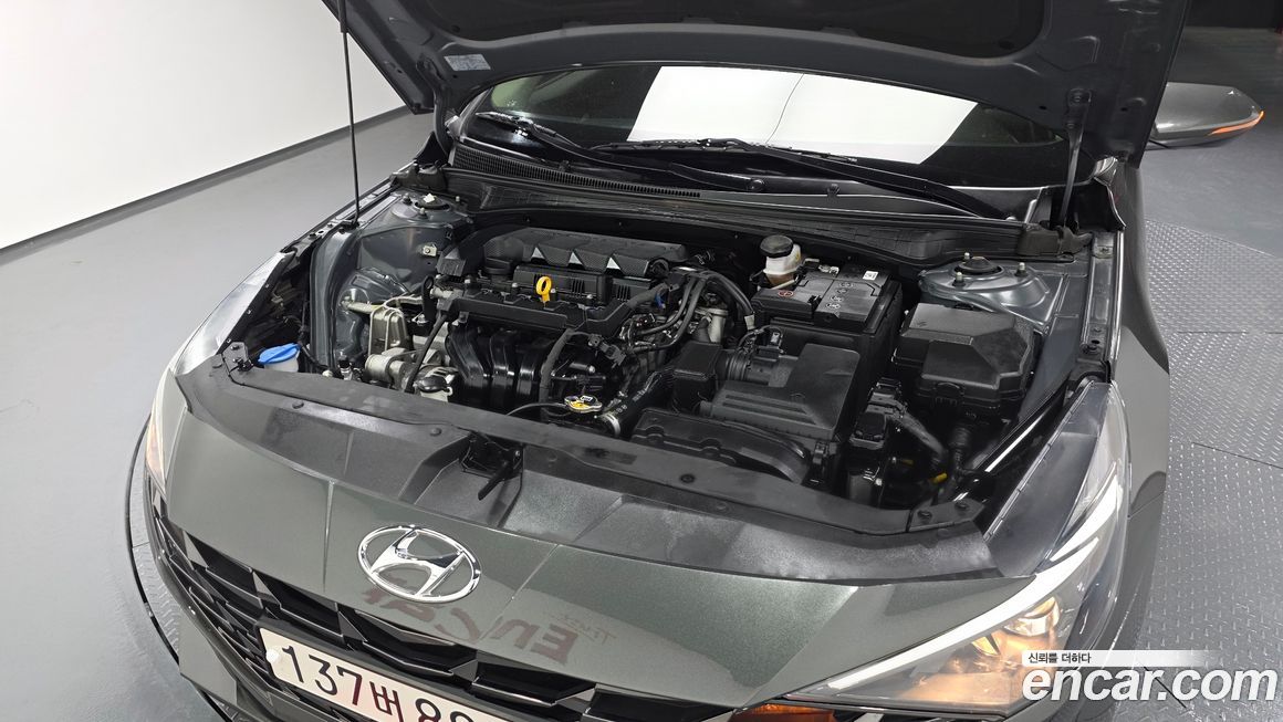 Hyundai AVANTE 2022