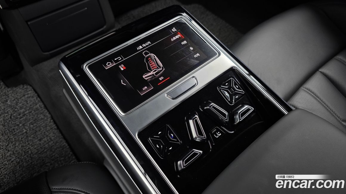 Audi A8 2021