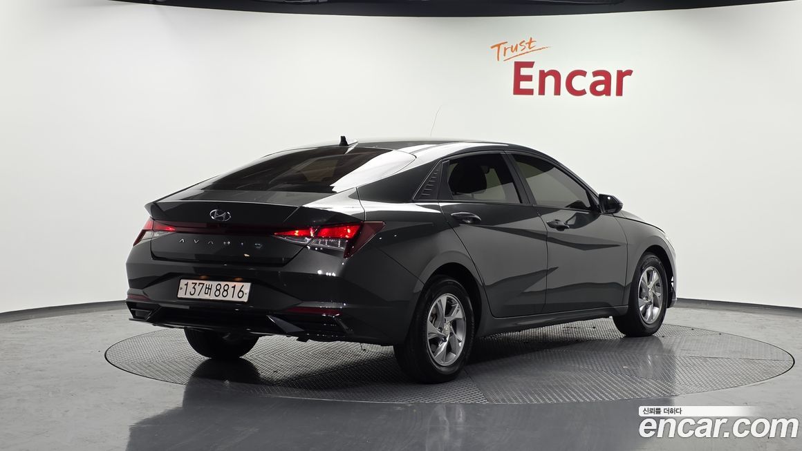 Hyundai AVANTE 2022
