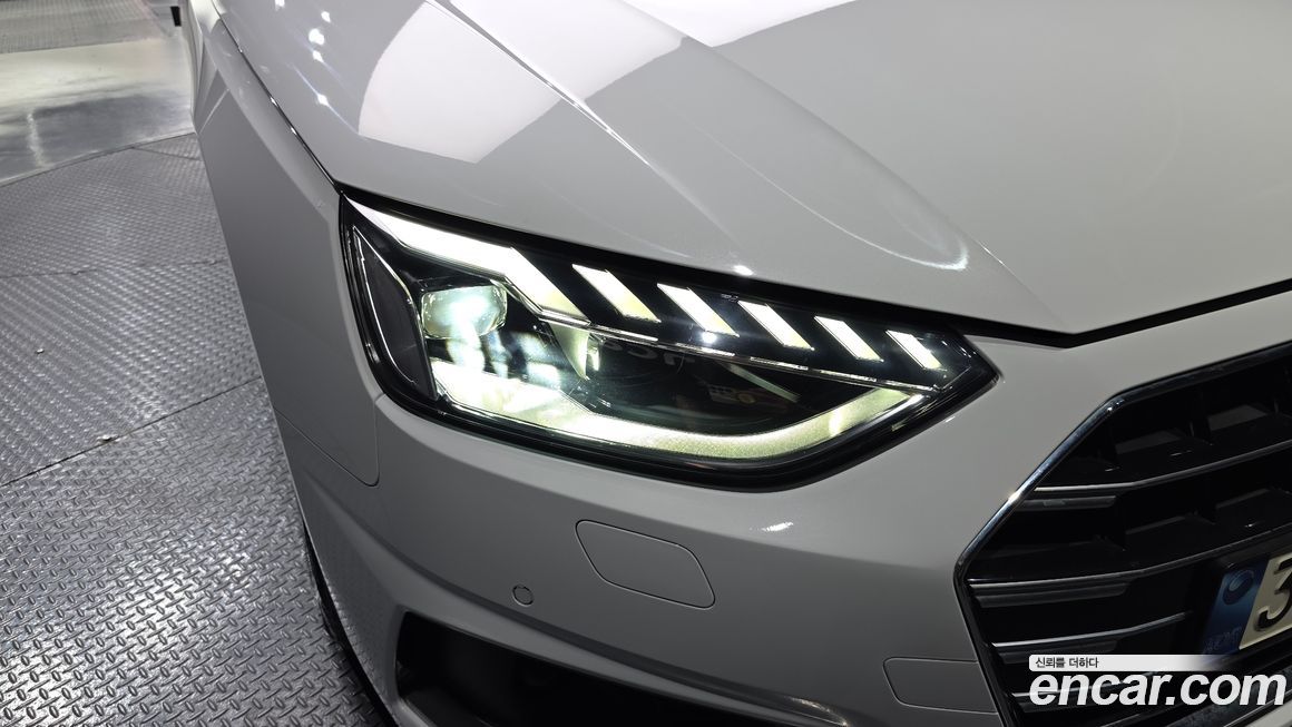 Audi A4 2021