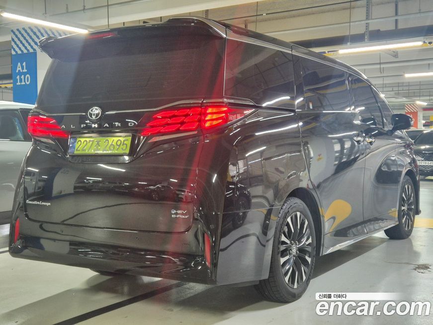 Toyota Alphard 2024