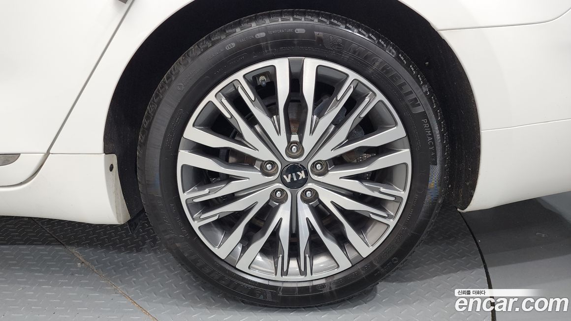 Kia K7 2021