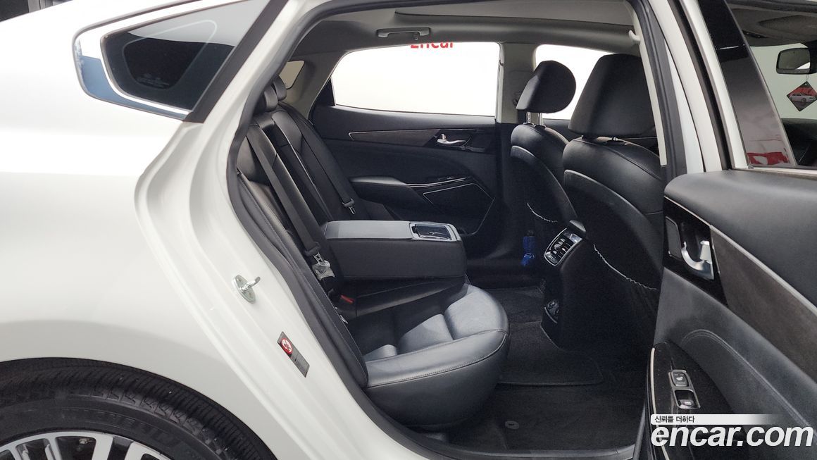 Kia K7 2021