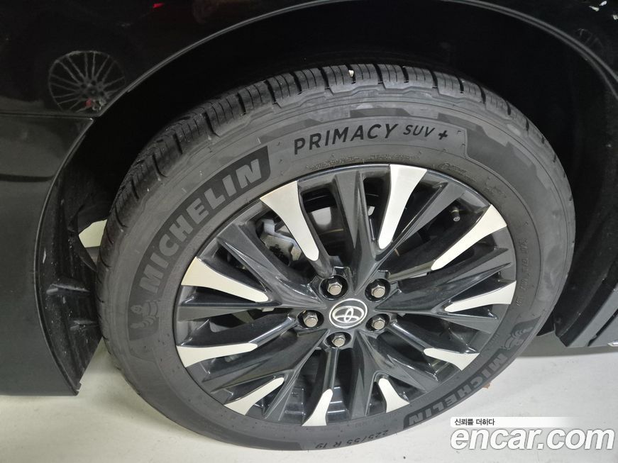 Toyota Alphard 2024