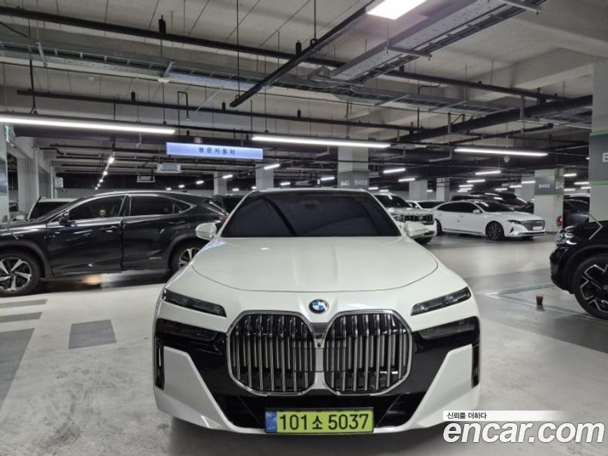 BMW 7-Series 2024