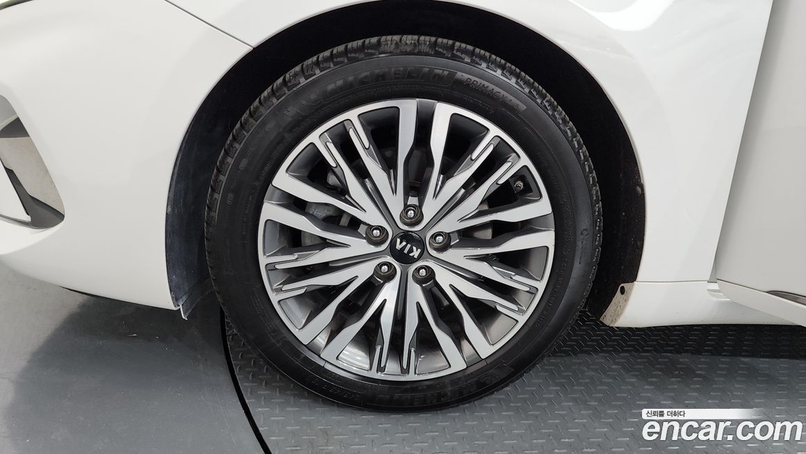 Kia K7 2021