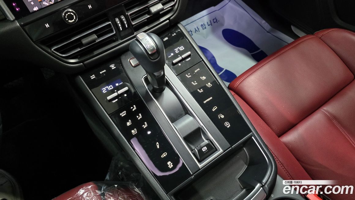 Porsche Macan 2022