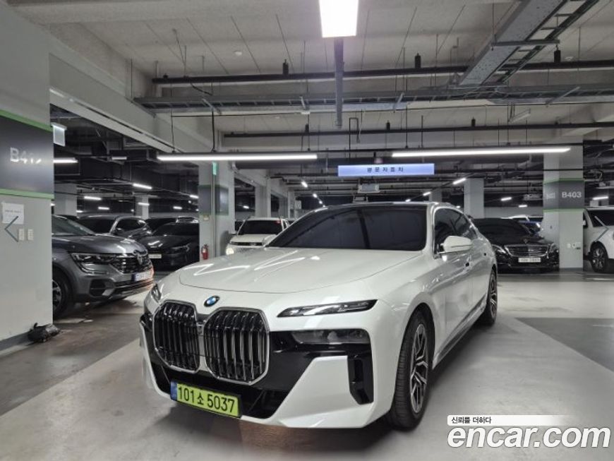 BMW 7-Series 2024