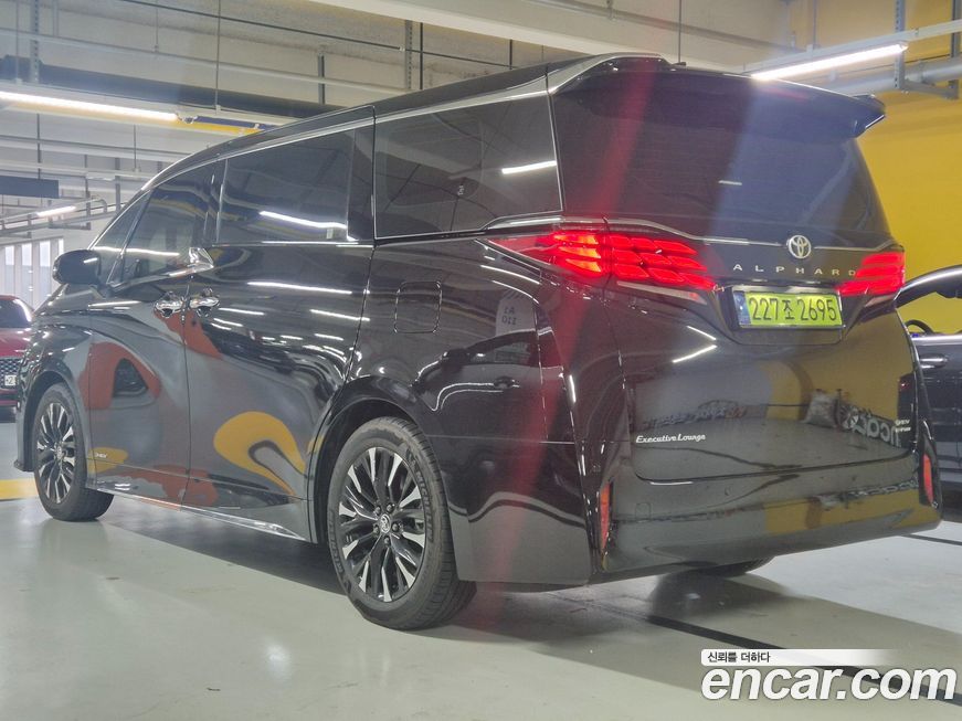 Toyota Alphard 2024