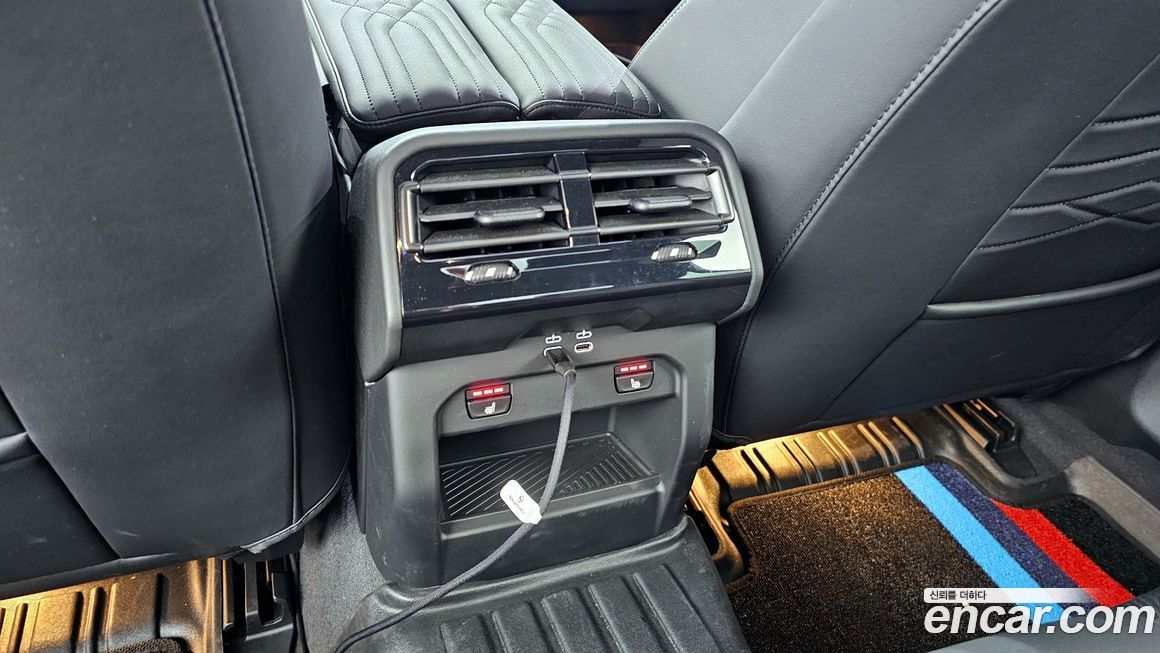 BMW 5-Series 2025