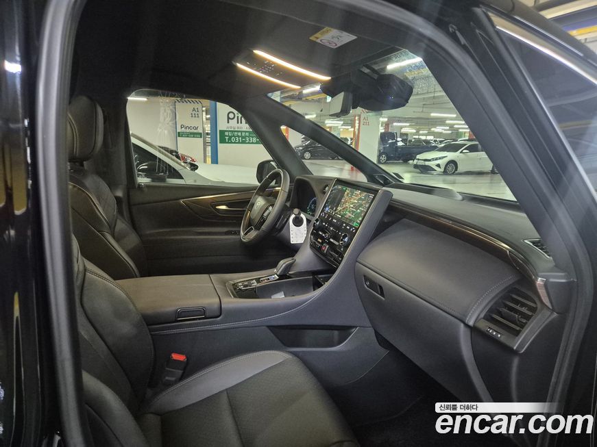 Toyota Alphard 2024