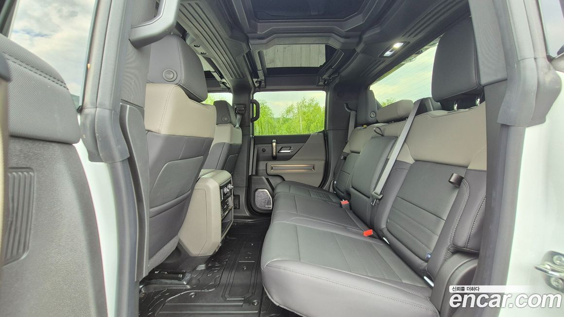 GMC Hummer EV 2025