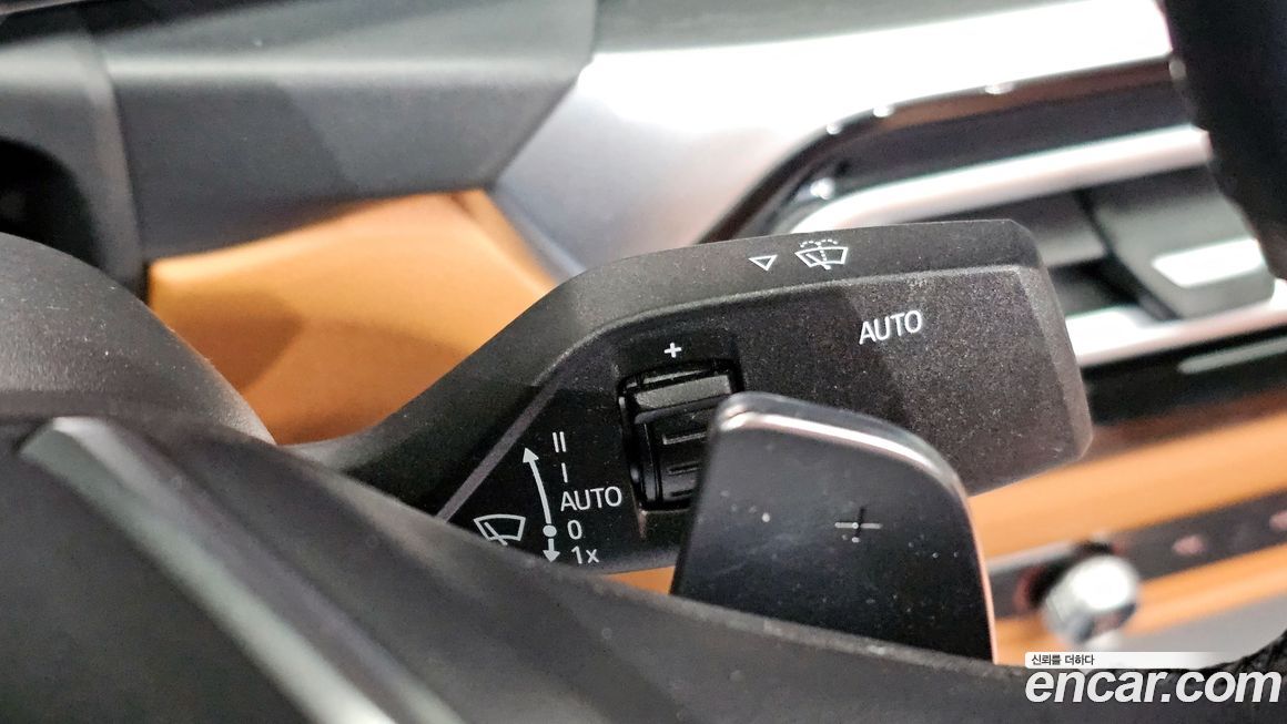 BMW 3-Series 2023