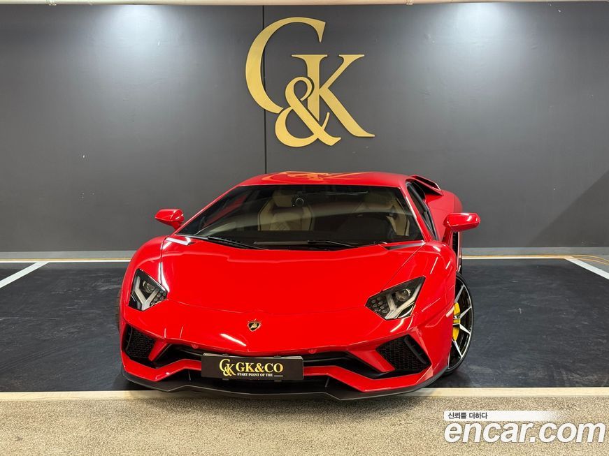 Lamborghini Aventador 2019