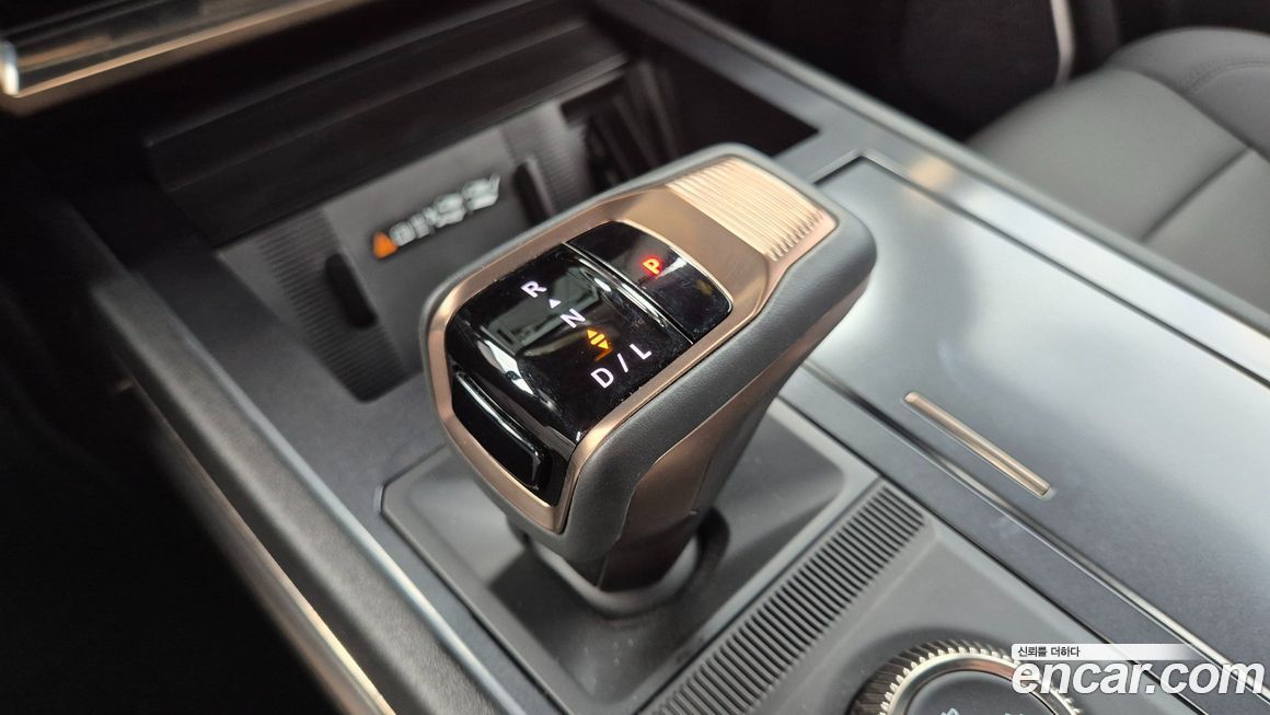 GMC Hummer EV 2025