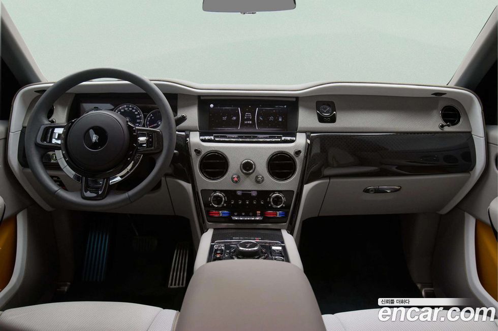 Rolls-Royce Cullinan 2024