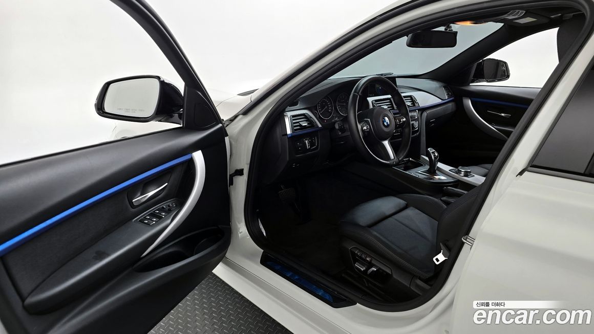 BMW 3-Series 2018