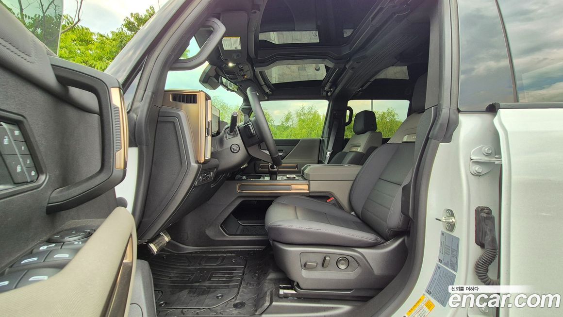 GMC Hummer EV 2025