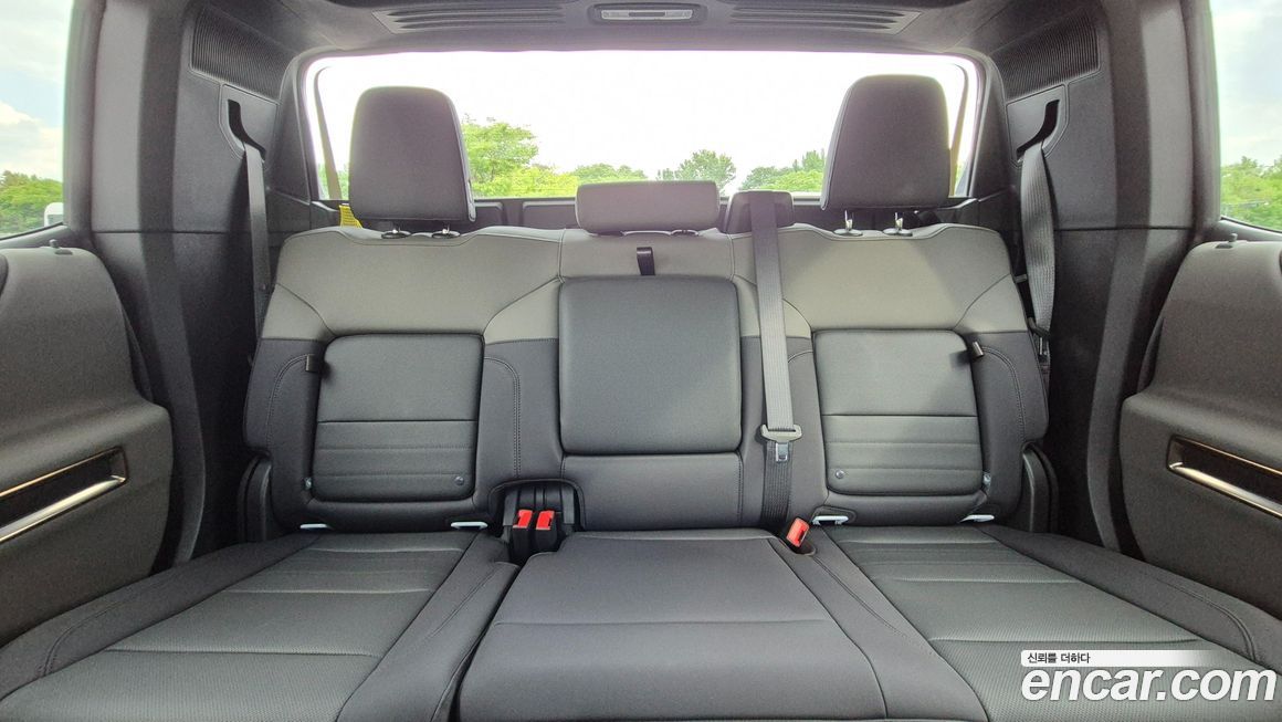GMC Hummer EV 2025