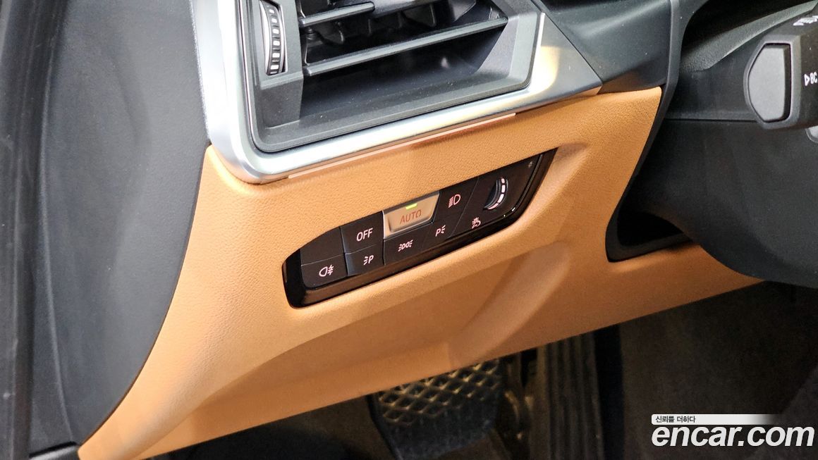 BMW 3-Series 2023