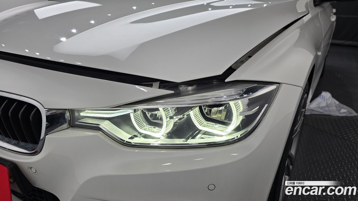 BMW 3-Series 2018
