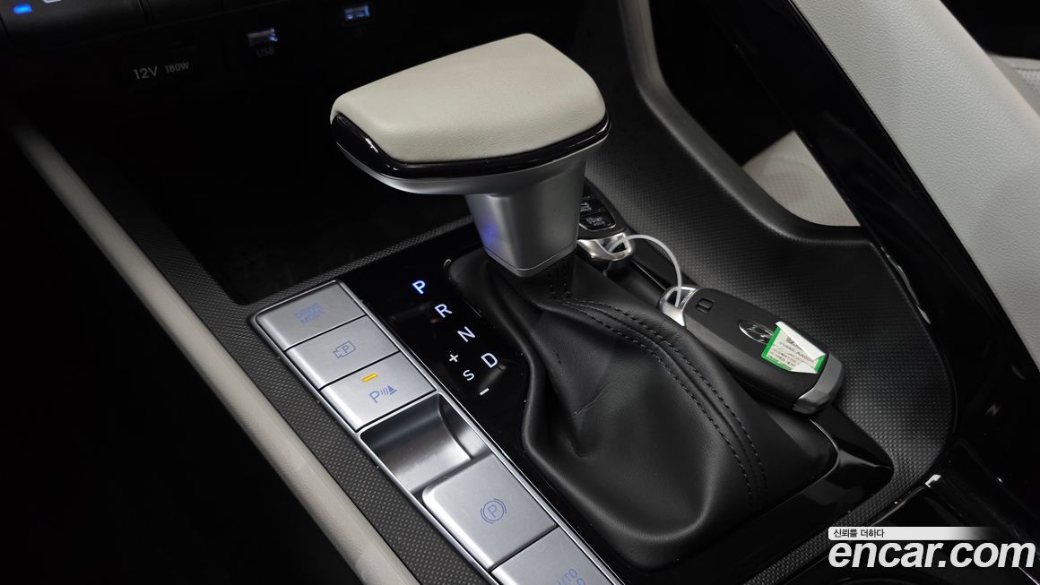 Hyundai AVANTE 2023