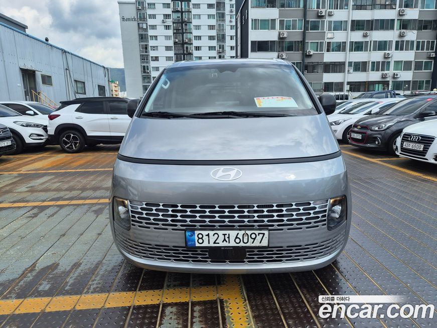 Hyundai Staria 2023