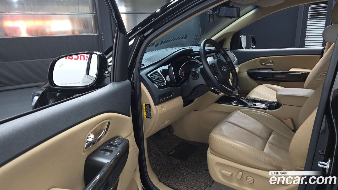 Kia Canival 2019