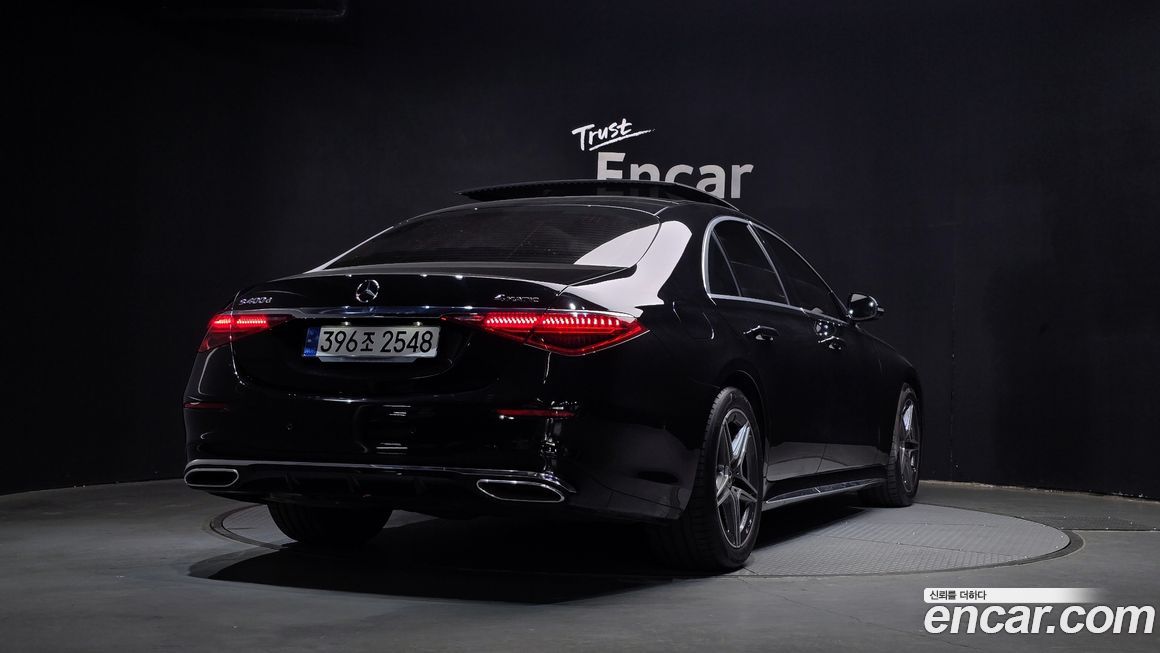 Mercedes-Benz S-Class 2021
