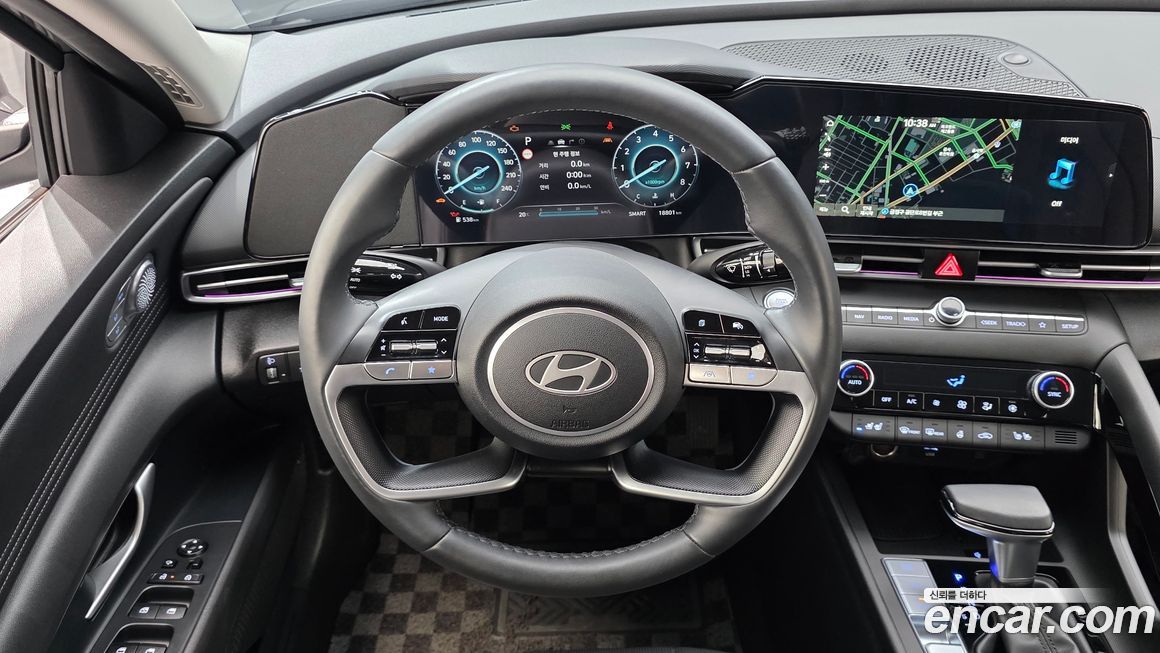 Hyundai AVANTE 2025