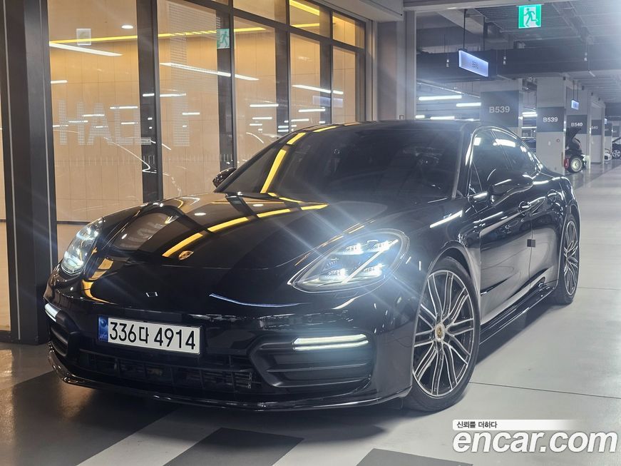 Porsche Panamera 2018