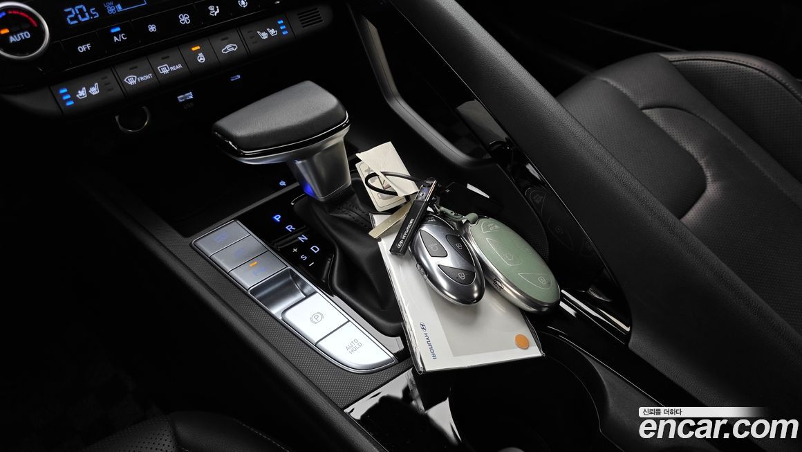 Hyundai AVANTE 2025