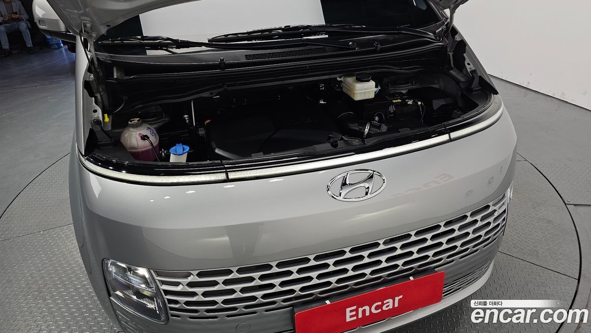Hyundai Staria 2023