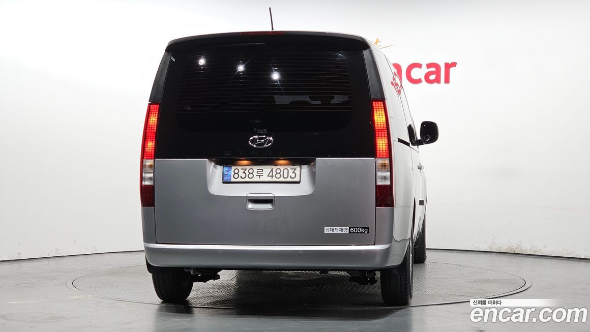 Hyundai Staria 2023