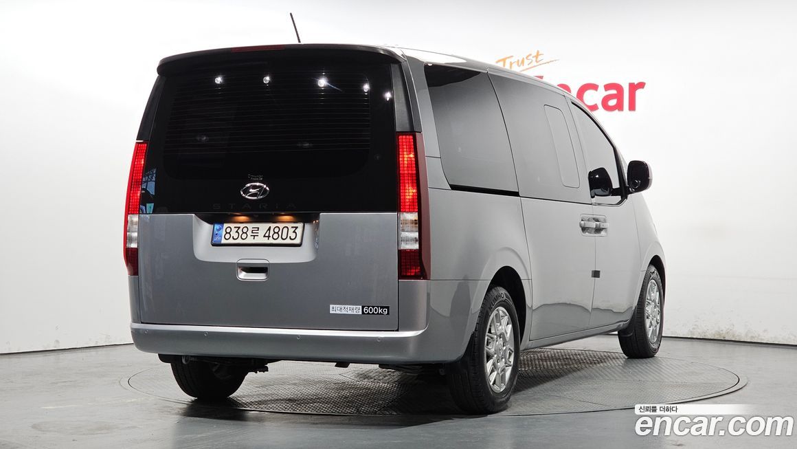 Hyundai Staria 2023