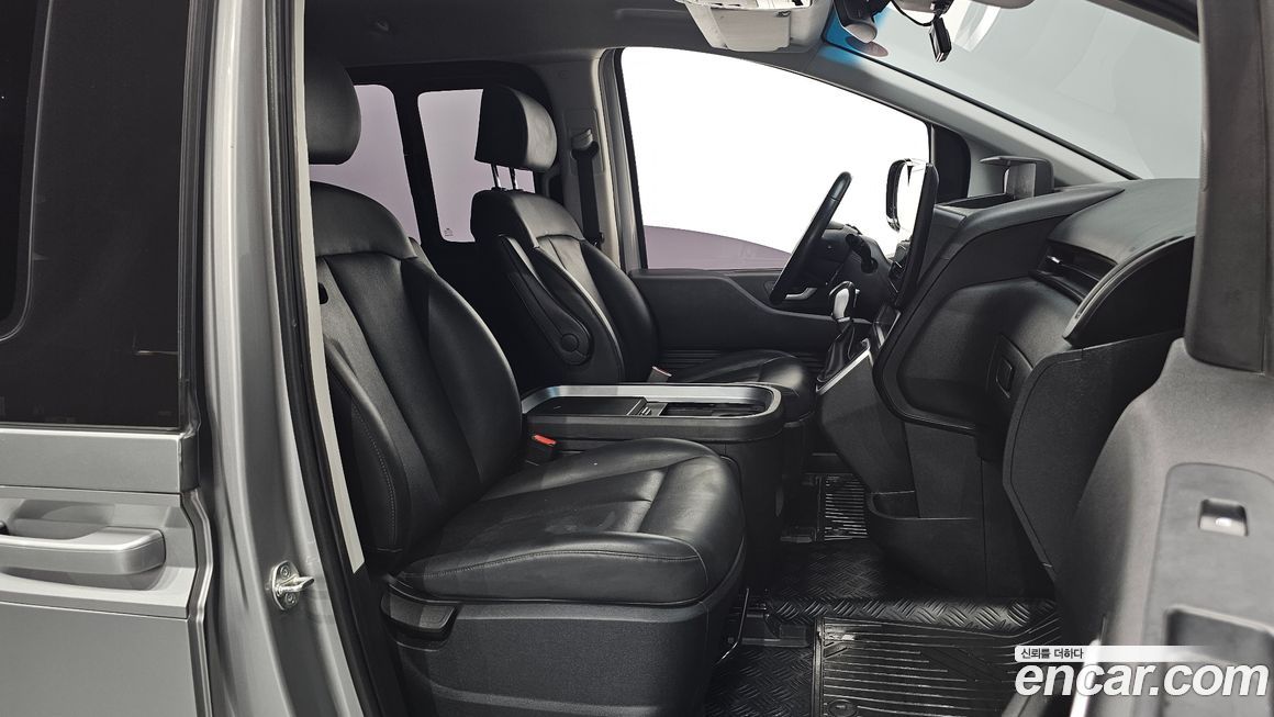 Hyundai Staria 2023
