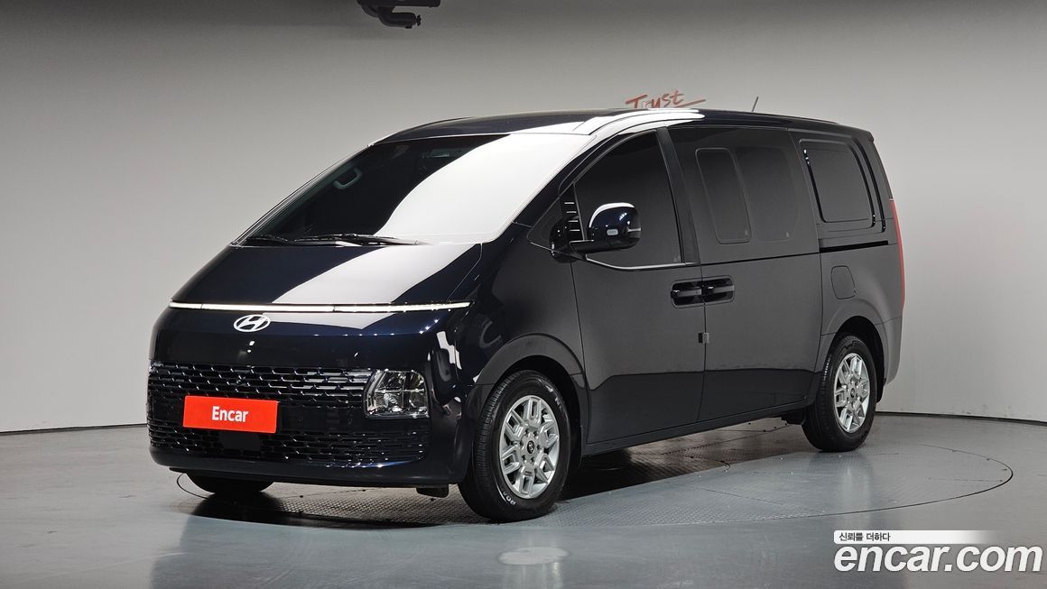 Hyundai Staria 2025