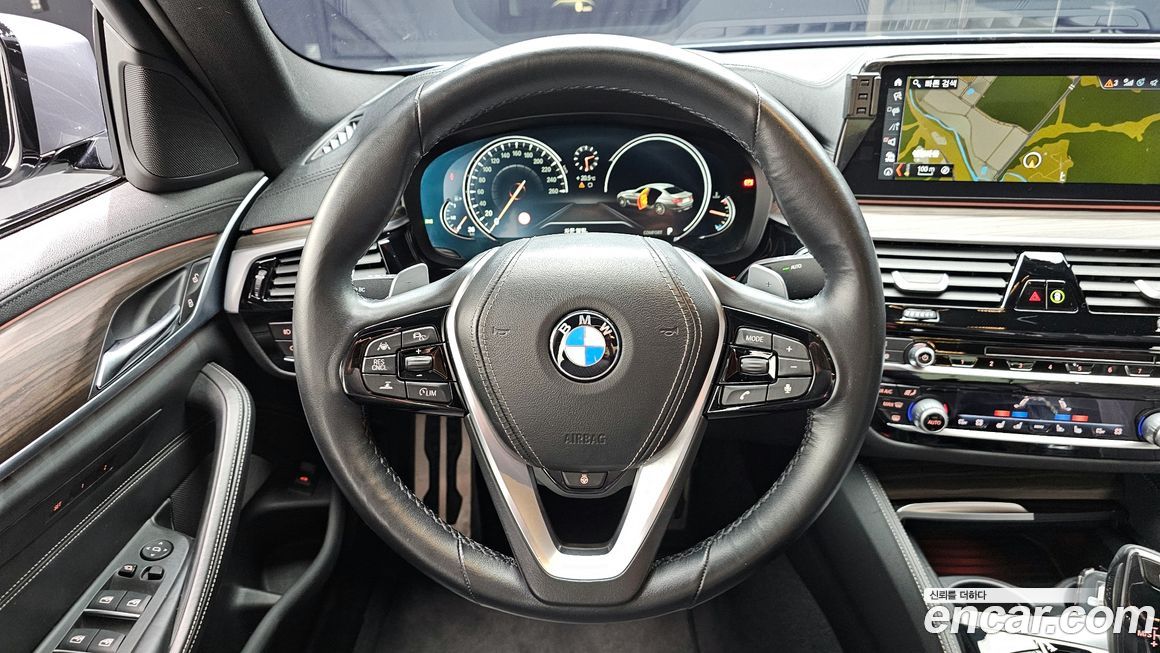 BMW 5-Series 2017