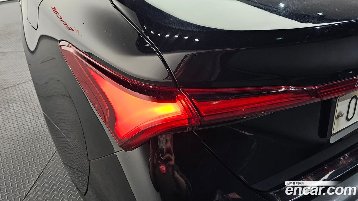 Toyota Avalon 2019