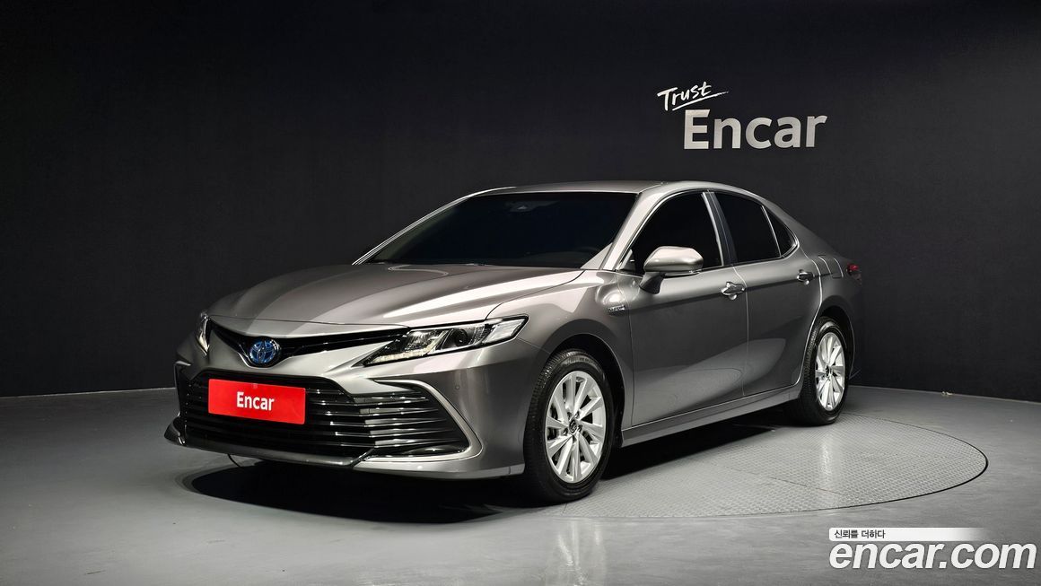 Toyota Camry 2024