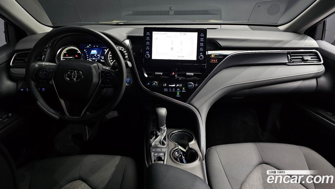 Toyota Camry 2024