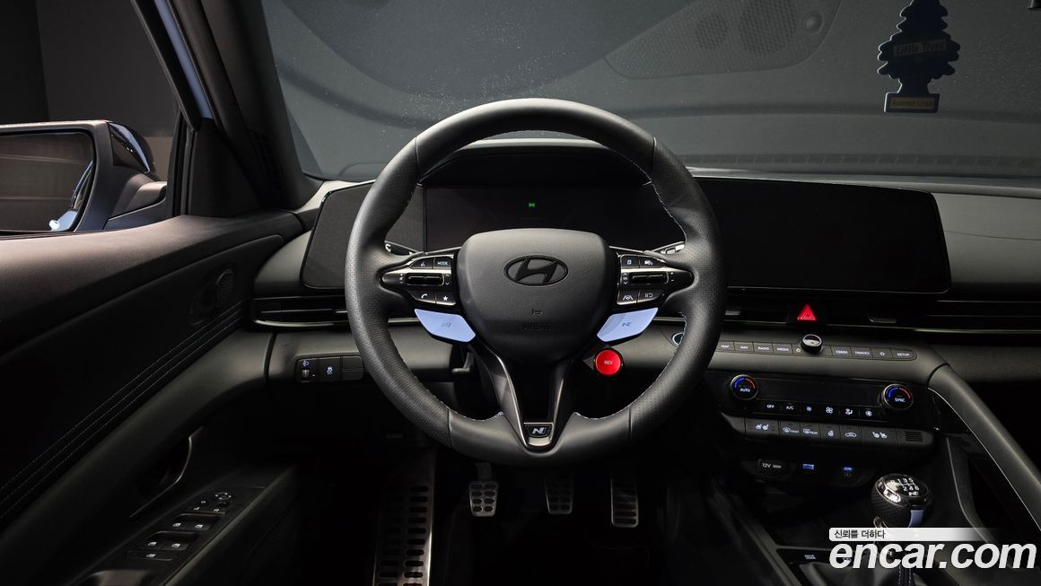Hyundai AVANTE 2025