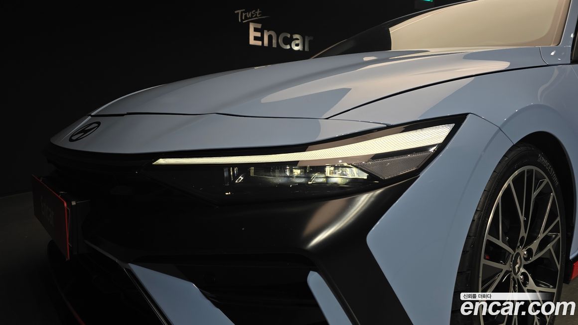 Hyundai AVANTE 2025