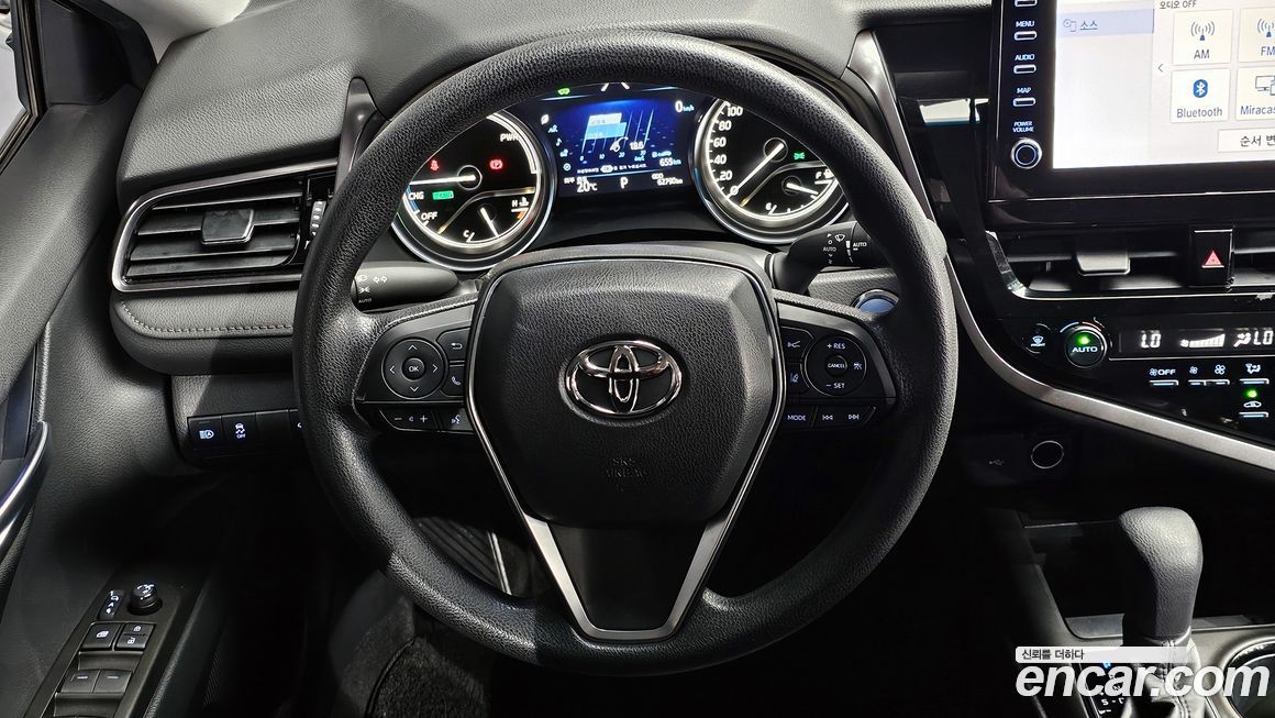 Toyota Camry 2024