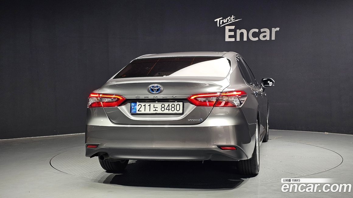 Toyota Camry 2024