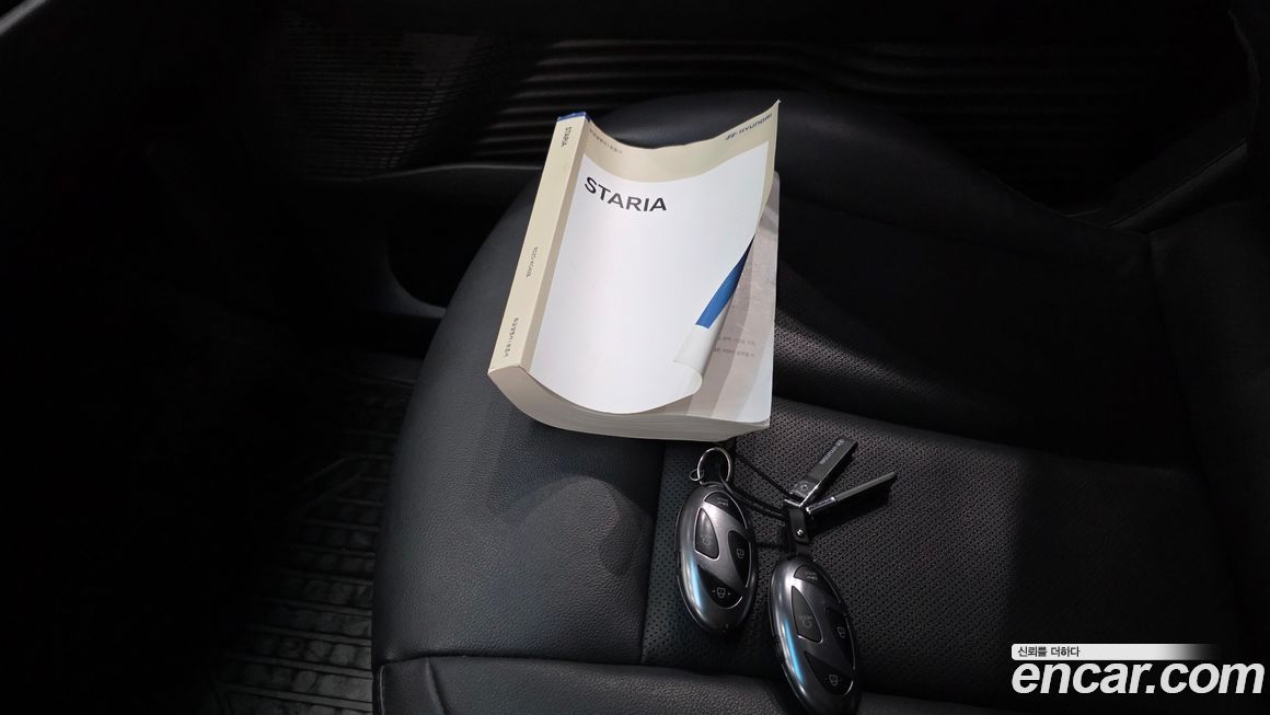 Hyundai Staria 2025