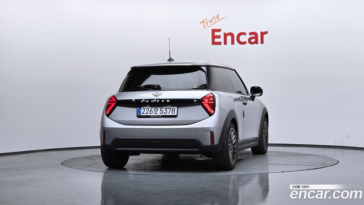 Mini Cooper 2025